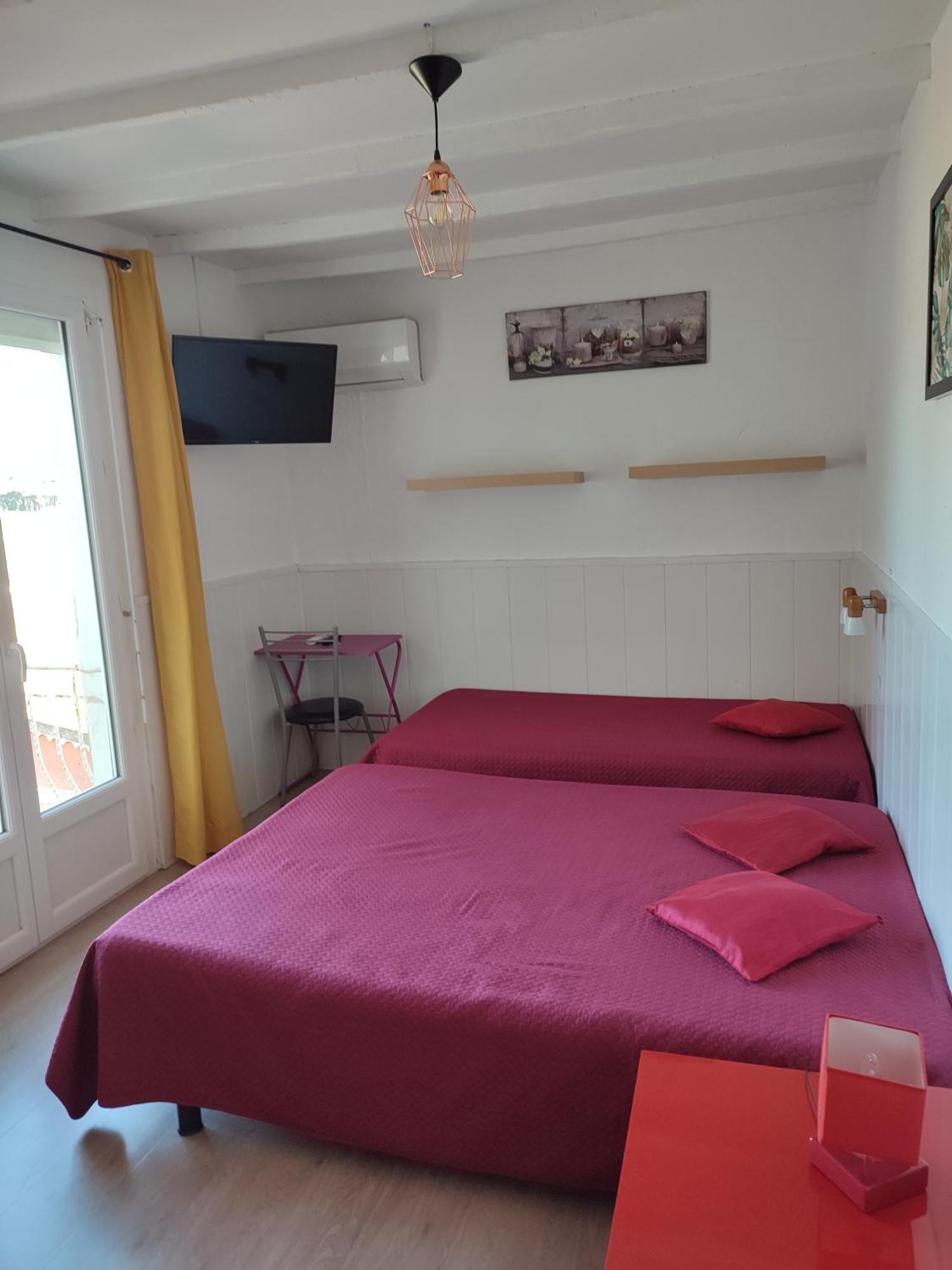 Hotel Le Calypso Hyères Eksteriør billede